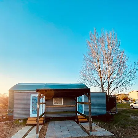 Bungalow 01 Campsite *