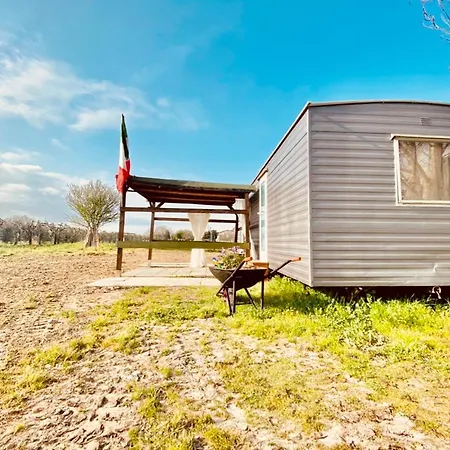 Bungalow 01 Cascina